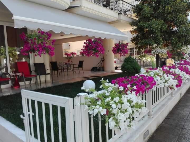 Christina Hotel Olympic Beach Exterior photo